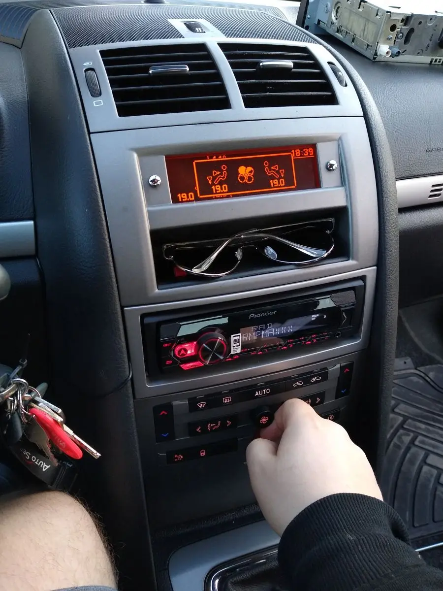 jakie radio do peugeot 407 - Czy Peugeot 407 ma bluetooth